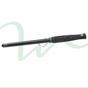 NWOT- The MINT X-Long Curling Wand 3/4”
